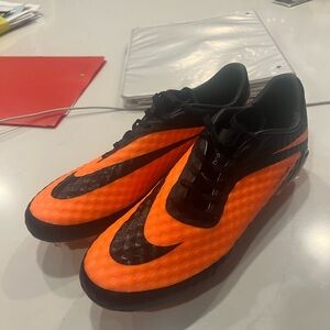 Nike Hypervenom phantom size 8.5